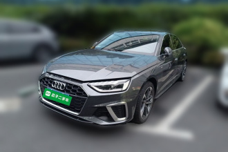 奥迪A4L 2022款 40 TFSI 时尚动感型