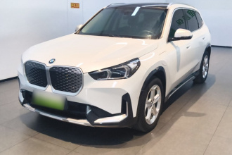 宝马iX1 2023款 eDrive25L X设计套装