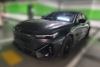长安UNI-V 2022款 1.5T 尊贵型