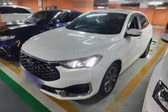 福特 福睿斯 2021款 1.5L 自动钻石版