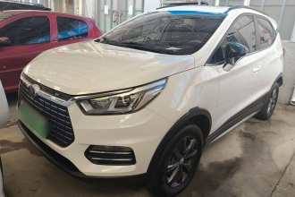 比亚迪 元新能源 2019款 EV360 智联领尚型