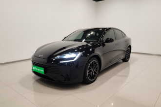 比亚迪 海豹07 DM-i 2025款 DM-i 1.5L 125km 豪华型