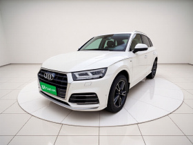 奥迪Q5L 2020款 45 TFSI 尊享时尚型
