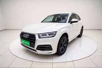 奥迪Q5L 2020款 45 TFSI 尊享时尚型