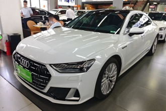 奥迪A7L 2022款 45 TFSI S-line 筑梦型流晶套装