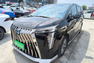 广汽传祺 传祺M8 2023款 宗师系列 双擎 御尊版