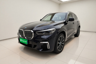 宝马X5 2022款 改款 xDrive 30Li M运动套装