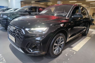 奥迪Q5L 2023款 40T 豪华动感型