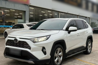 丰田 RAV4荣放 2020款 2.0L CVT四驱风尚版