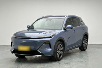 吉利银河 银河星舰7 EM-i 2025款 120km 领航版