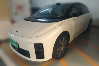 理想汽车 理想i6 2025款 四驱标准版