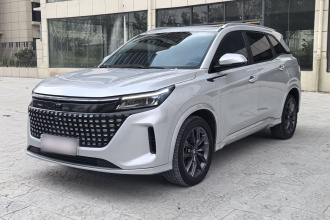 蓝电E5 2023款 1.5L DE-i 100KM畅享型 5座