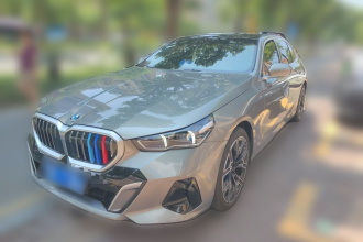 宝马5系 2024款 530Li 尊享型 M运动套装