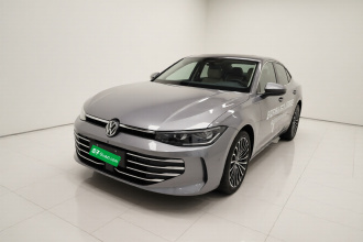 大众 帕萨特 2025款 Pro 380TSI 龙尊版