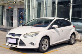 福特 福克斯 2012款 两厢 1.6L 自动舒适型