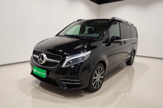 奔驰V级 2022款 V 260 L 长轴距豪华版