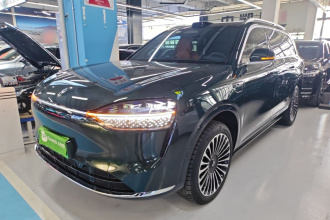 鸿蒙智行 问界M9 2024款 增程 Ultra版 52kWh 6座版