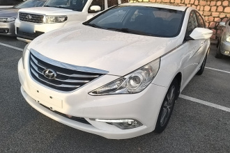 现代 索纳塔 2014款 2.0L 自动领先版