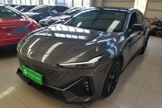 长安UNI-V 2023款 1.5T 尊贵型