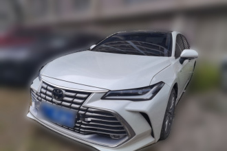 丰田 亚洲龙 2024款 双擎 2.0L 尊贵版