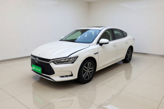 比亚迪 秦Pro新能源 2018款 EV500 智联领耀型