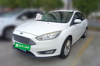 福特 福克斯 2017款 三厢 EcoBoost 180 自动精英型