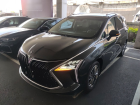 东风风行 风行游艇 2022款 1.5T DCT追风版