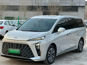 别克GL8新能源 2026款 陆尊 尊享版