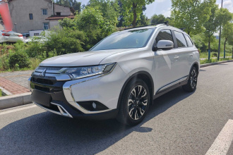 三菱 欧蓝德 2019款 2.0L 两驱畅享版 5座 国V