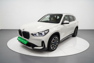 宝马iX1 2023款 eDrive25L X设计套装