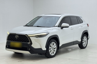 丰田 卡罗拉锐放 2022款 2.0L 尊享版