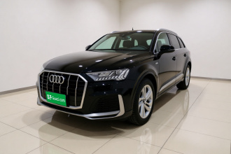 奥迪Q7 2023款 45 TFSI quattro S line运动型