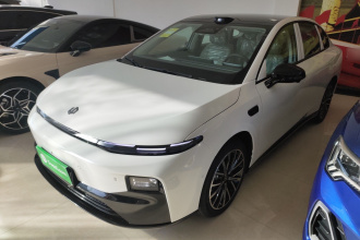 零跑汽车 零跑B01 2025款 650激光雷达版