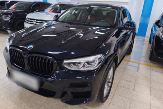 宝马X4 2021款 改款 xDrive 25i M运动套装