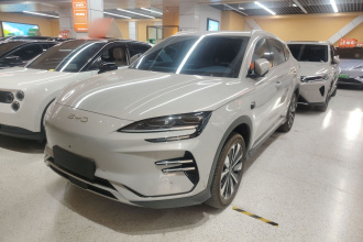 比亚迪 宋PLUS新能源 2025款 EV 智驾版 520km 尊贵型