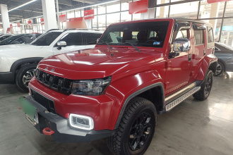 北京越野 北京BJ40 2023款 2.0D 自动四驱刀锋英雄版侠客型（前后电控锁）