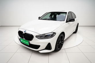 宝马1系 2023款 125i M运动曜夜版