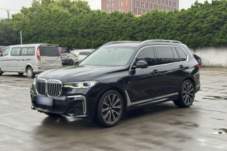 宝马X7 2021款 xDrive40i 行政型M运动套装