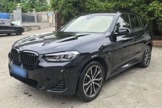 宝马X3 2023款 xDrive30i 领先型 M曜夜套装