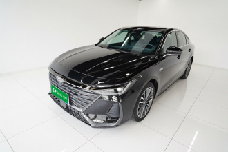 奇瑞 艾瑞泽8 2023款 高能版 2.0T DCT劲