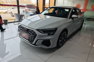 奥迪A3 2022款 A3L Limousine 35 TFSI 进取运动型