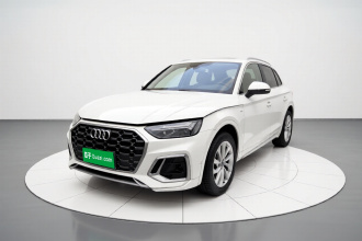 奥迪Q5L 2022款 40T 豪华动感型