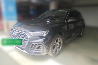 奥迪Q5L 2021款 45 TFSI 豪华动感型