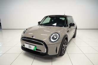 MINI 2023款 改款 1.5T COOPER 艺术家