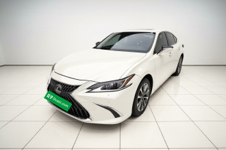 雷克萨斯ES 2022款 300h 卓越版