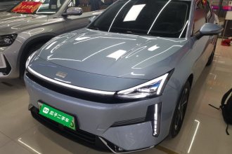 吉利银河 银河L6 2025款 EM-i 140km 星舰版