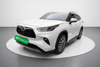 丰田 汉兰达 2022款 双擎 2.5L 四驱尊贵版 7座
