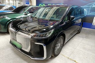 岚图汽车 岚图梦想家 2025款 PHEV 四驱尊贵鲲鹏版