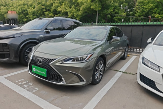 雷克萨斯ES 2020款 200 卓越版