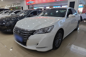 丰田 皇冠 2017款 2.0T 运动版